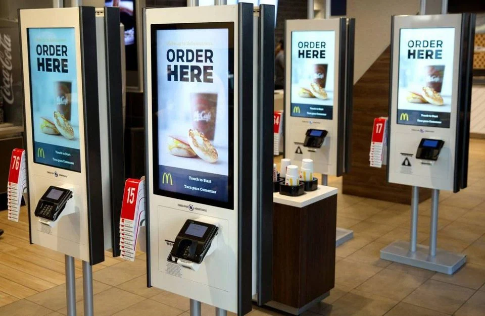 Self Service Pay Machine Touch Screen Checkout Machine Ordering Restaurant Order Kiosk